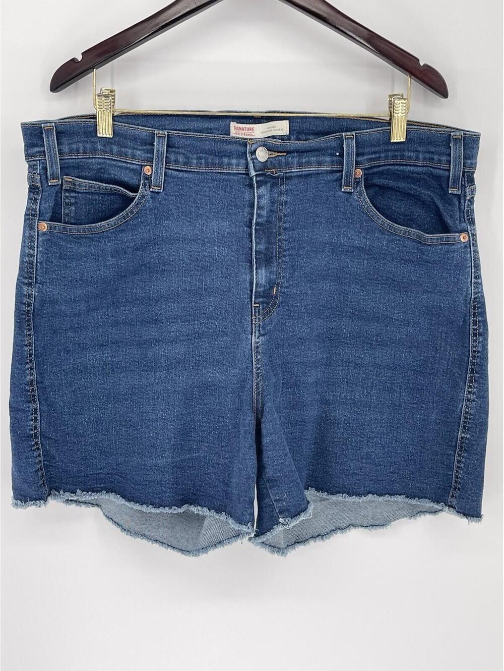 Levi Strauss Signature Women's High Rise Jean Shorts Size 18W Stretch